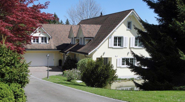 Landhaus-Villa im Grünen